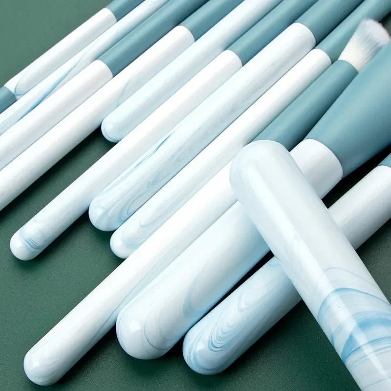 12 - Piece Soft Makeup Brush Set – Foundation, Blush, Eyeshadow & Concealer Brushes - CosmétiquebyLyria