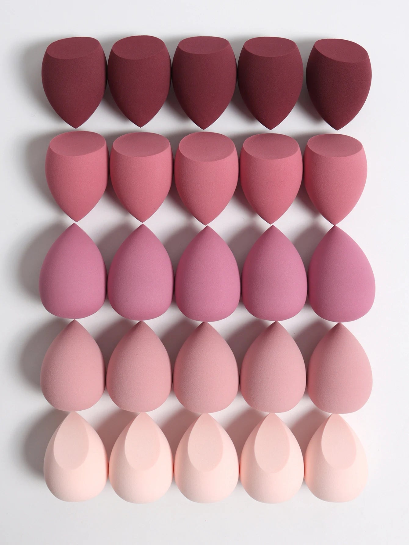 25 - Piece Beauty Sponge Set – Multicolor Makeup Blenders for Flawless Finish - CosmétiquebyLyria
