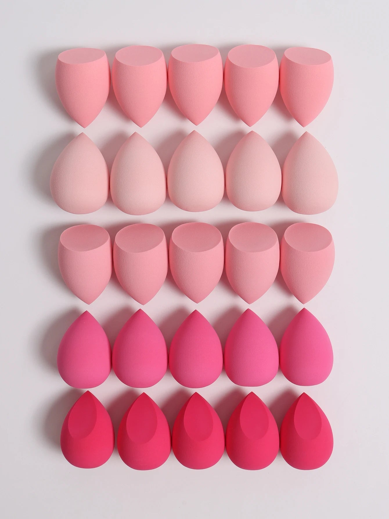 25 - Piece Beauty Sponge Set – Multicolor Makeup Blenders for Flawless Finish - CosmétiquebyLyria