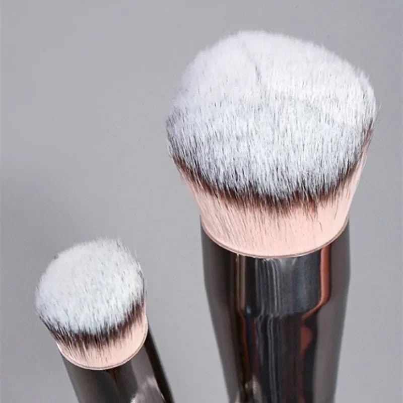 Angled Makeup Brush – Foundation, Concealer & Contour Tool - CosmétiquebyLyria