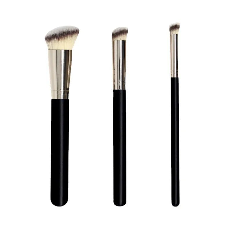 Angled Makeup Brush – Foundation, Concealer & Contour Tool - CosmétiquebyLyria