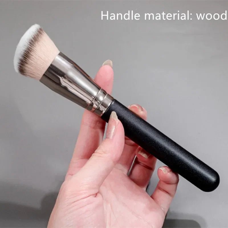 Angled Makeup Brush – Foundation, Concealer & Contour Tool - CosmétiquebyLyria