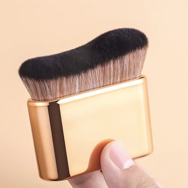 Premium Contour & Foundation Brush – Soft Dense Bristles for Flawless Blending - CosmétiquebyLyria